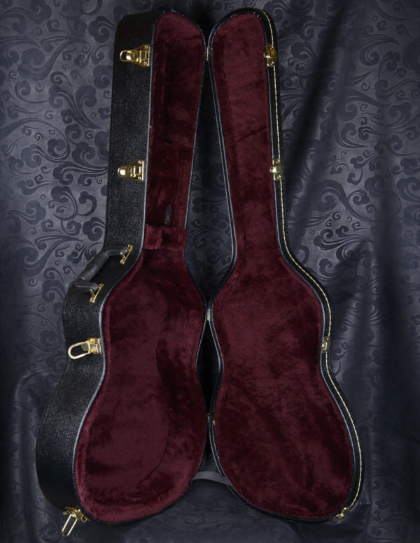 A-103, single arched hard shell classical guitar case