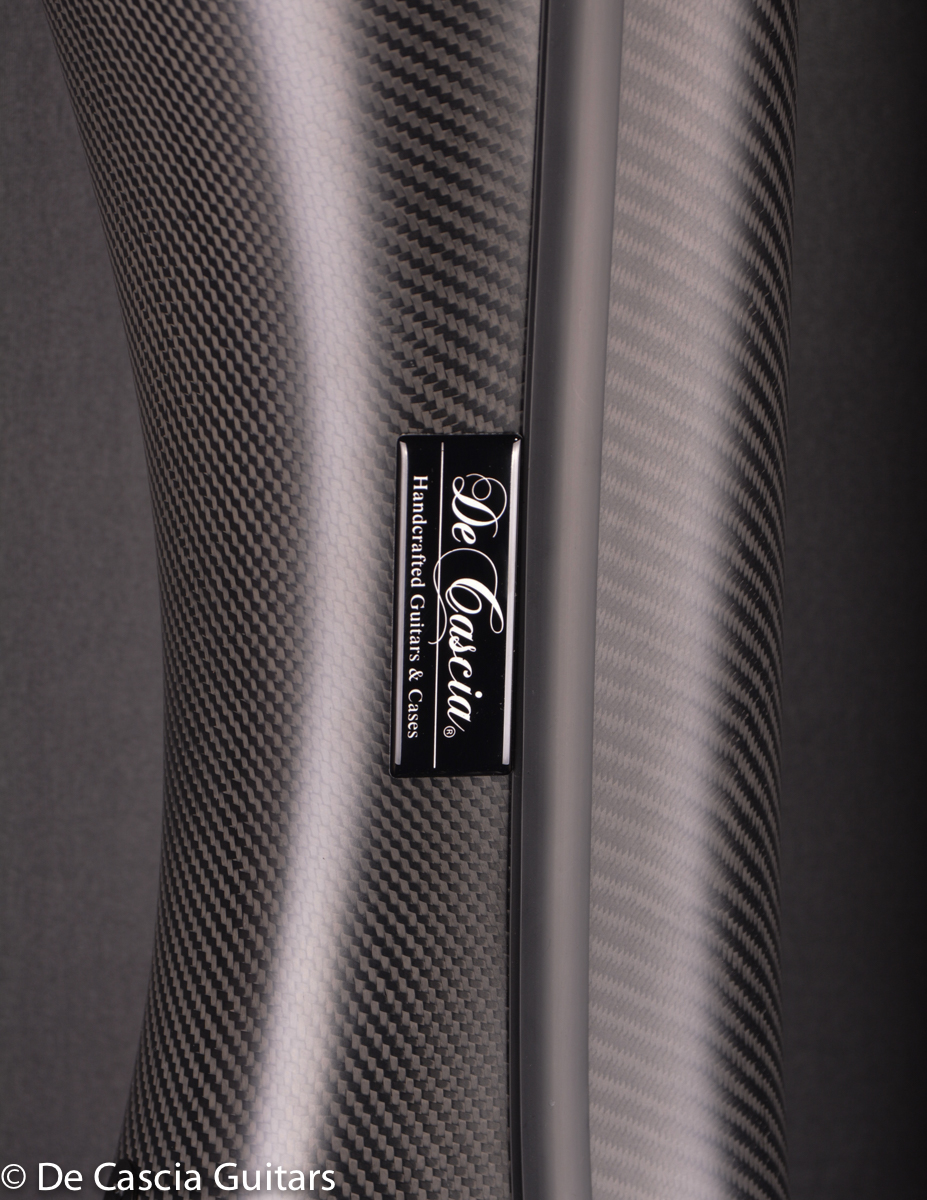 A-402, De Cascia Carbon Fiber Case - Image 6