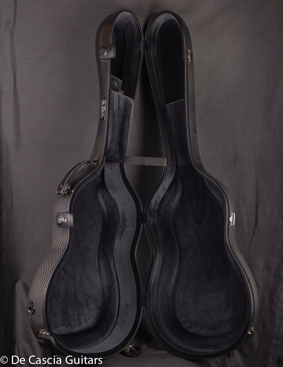 A-402, De Cascia Carbon Fiber Case - Image 9